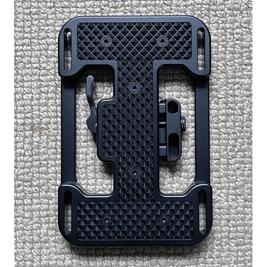 Leofoto SMP-01 Rifle Plate with Tripod QD Adapter